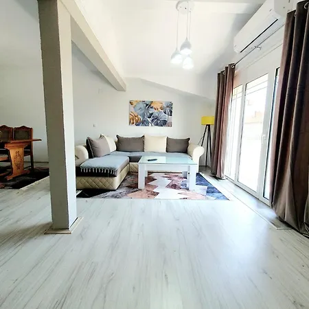 Eftimija Apartament *